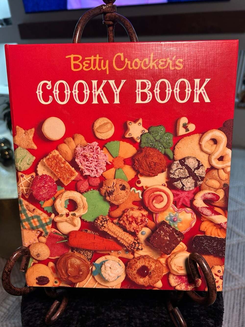 Betty Crocker's Cooky Book Vintage Cookbook